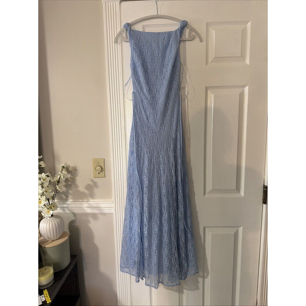 Petal & Pup Kirsten Lace Maxi Dress Cornflower Blue XS